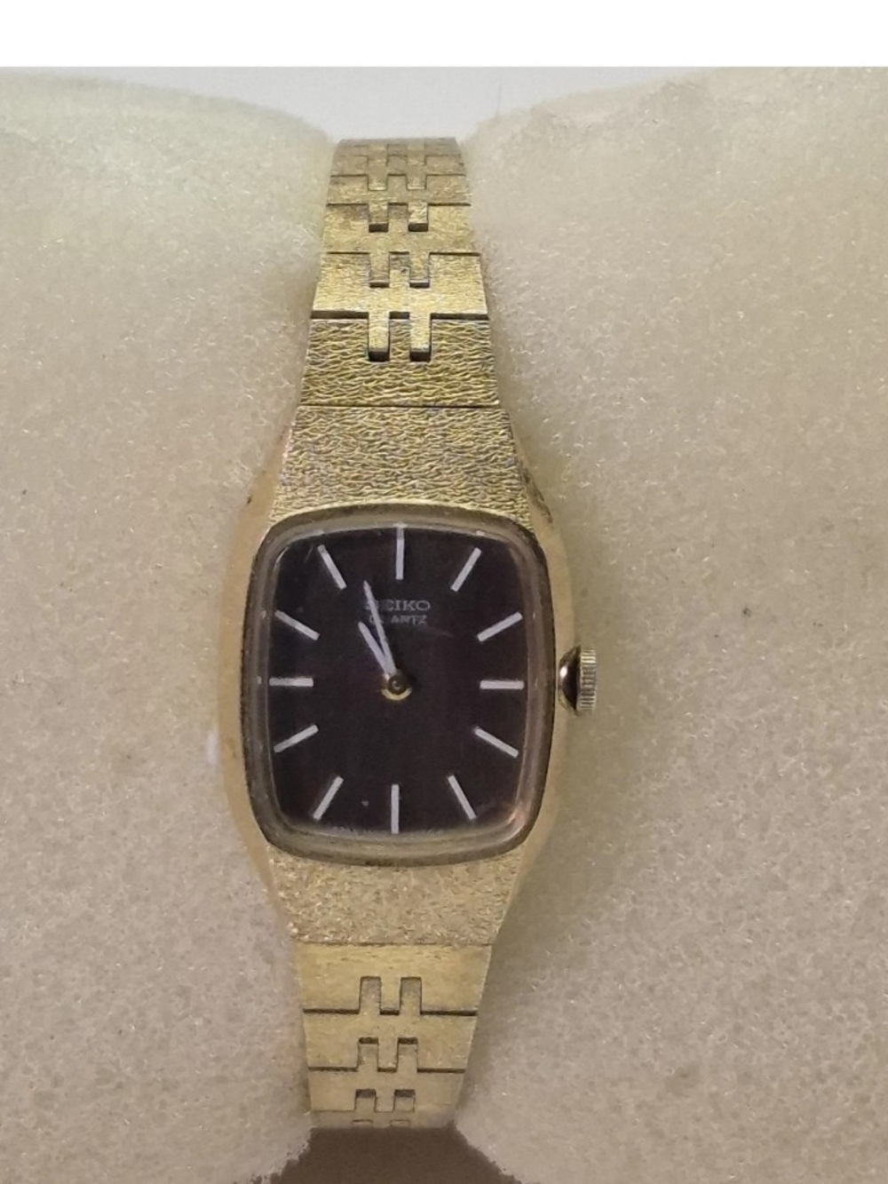 Seiko Watch Women 16mm Champagne Dial Gold Tone Vintage 1400-7399 New Battery